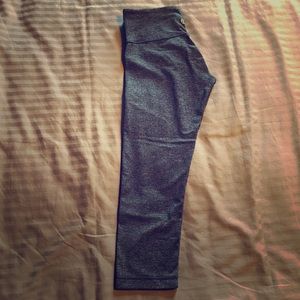 NWOT Lululemon Crops